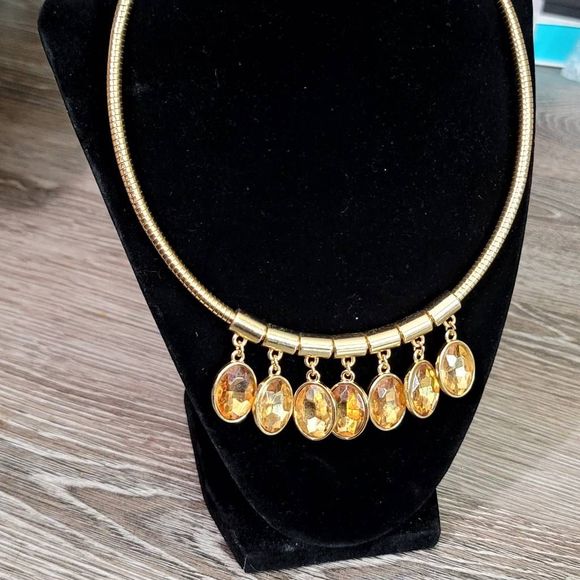 Gold Gypsy Crystal Style Necklace - Picture 1 of 4